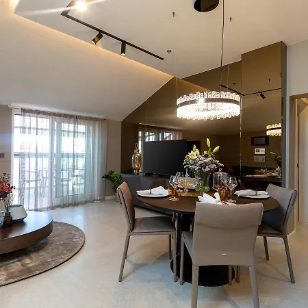 Design Penthouse No 23 Poreč